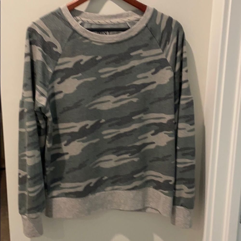 MNY Performance sweatshirt camouflage size Medium